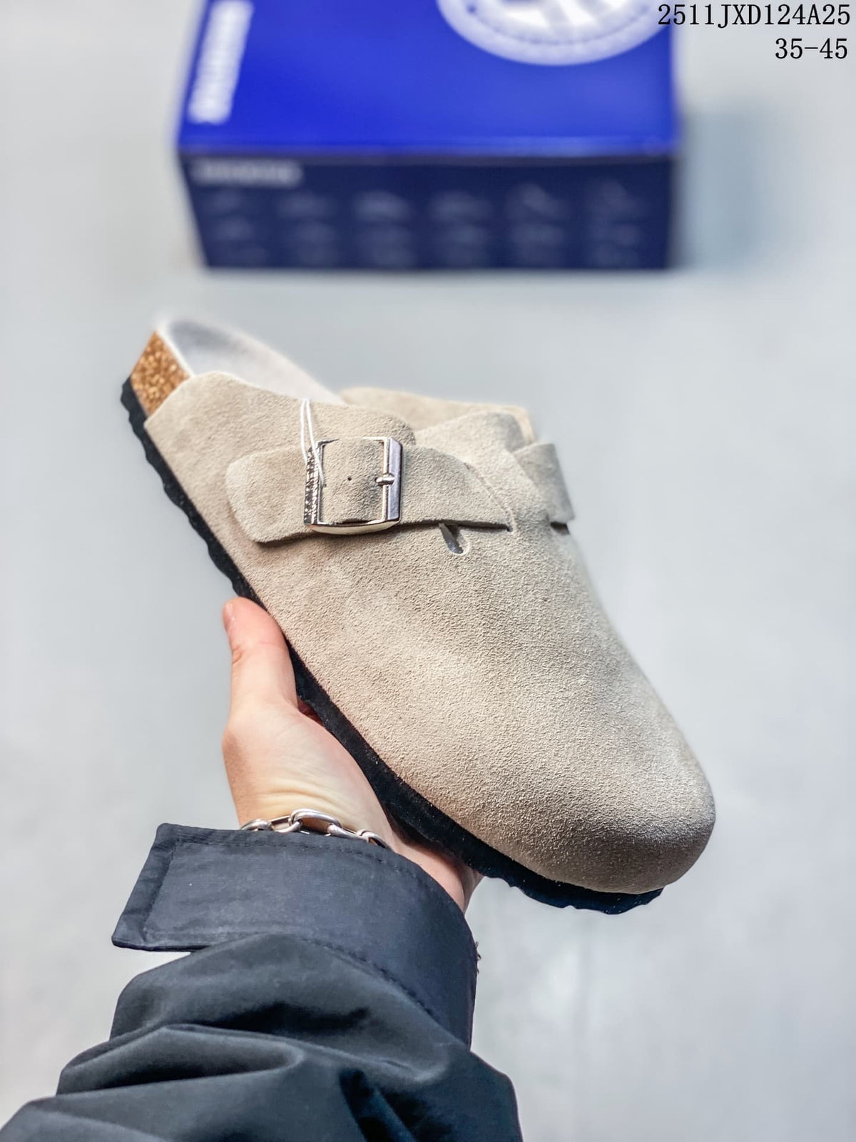 Birkenstock Beige Suede Clog Sandals Style 2511JXD124A25