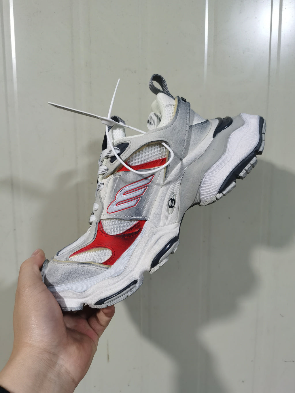Balenciaga Cargo Sneakers White Grey Red 0521