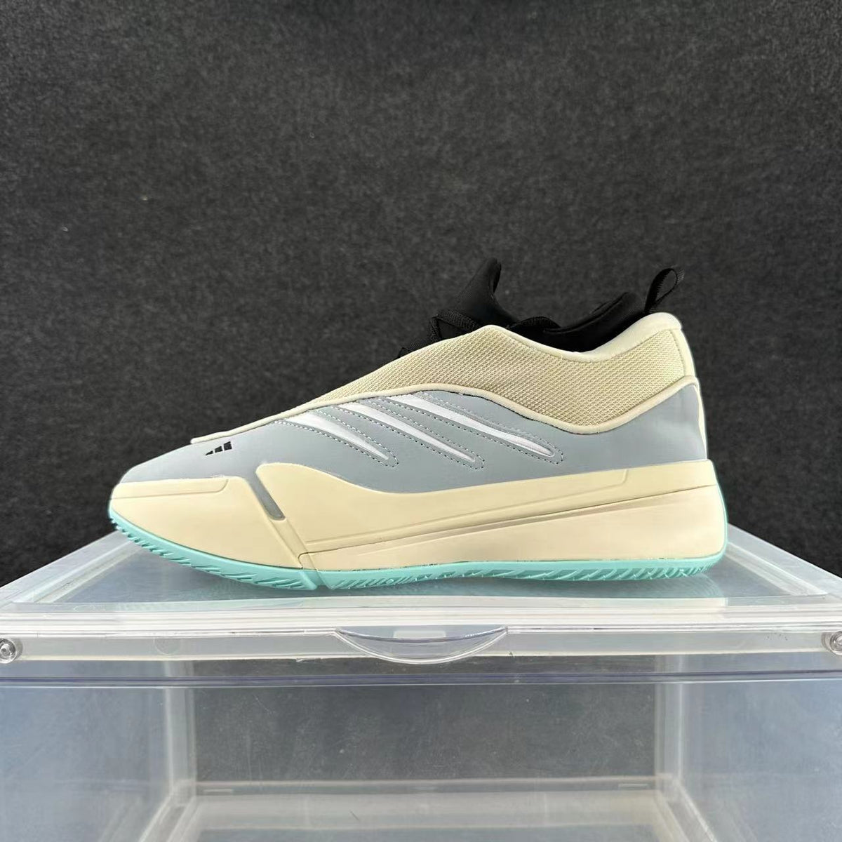 Grey Jade Low-Top Sneakers