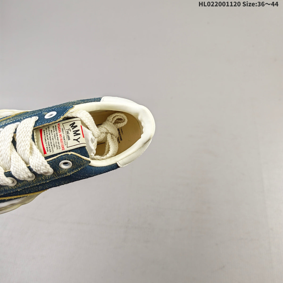 MMY Wayne Low-Top Sneakers in Blue Denim