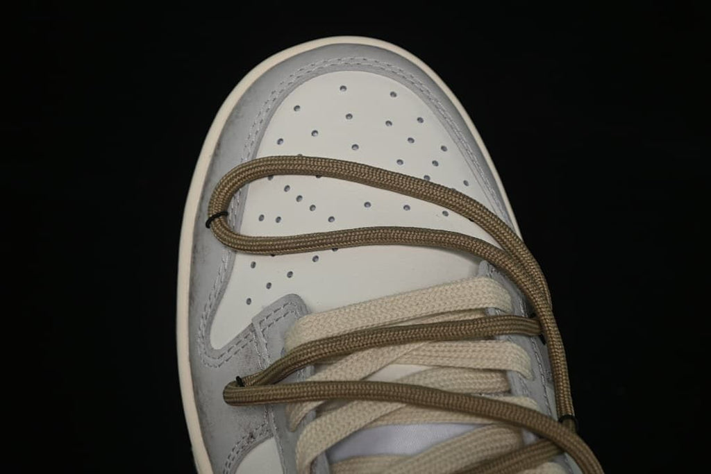 Nike SB Dunk Low Strap Detail HF5441-102 Sneakers