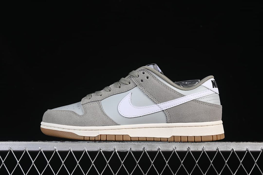 Nike SB Dunk Low Grey White Sneakers IB6399-002