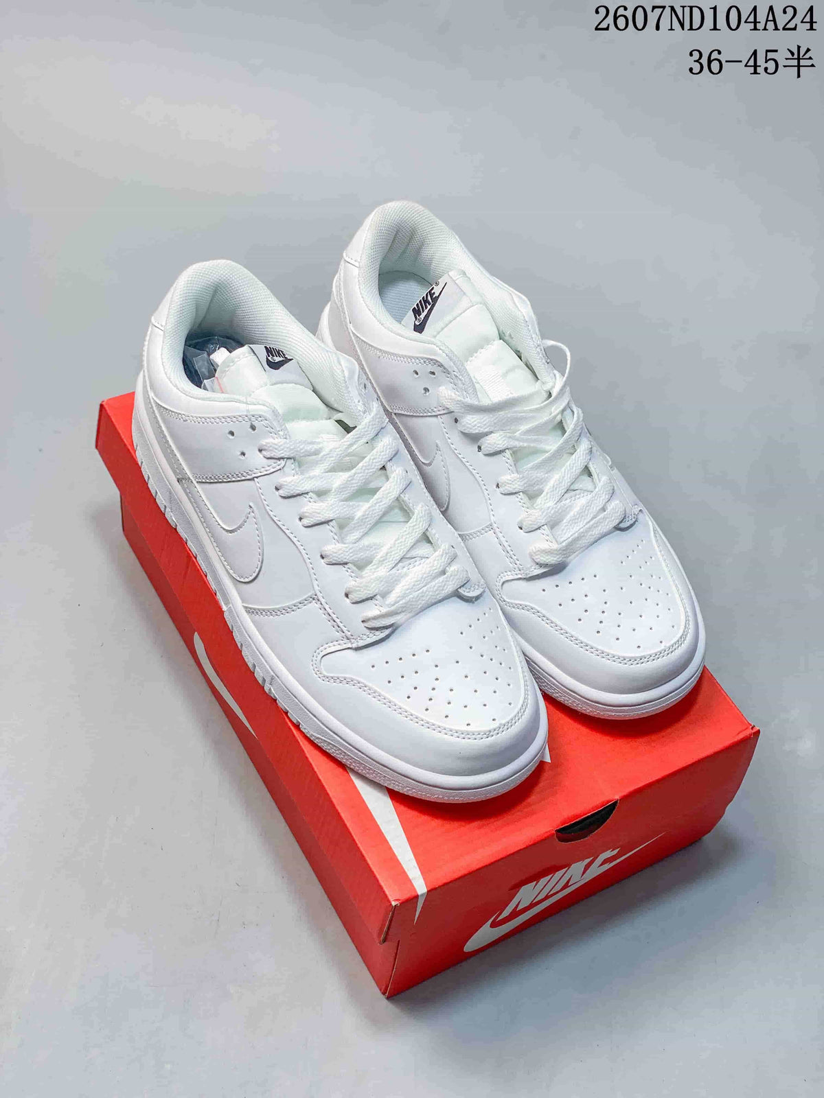 Nike SB Dunk Low Pro QS White Low-Top Sneakers