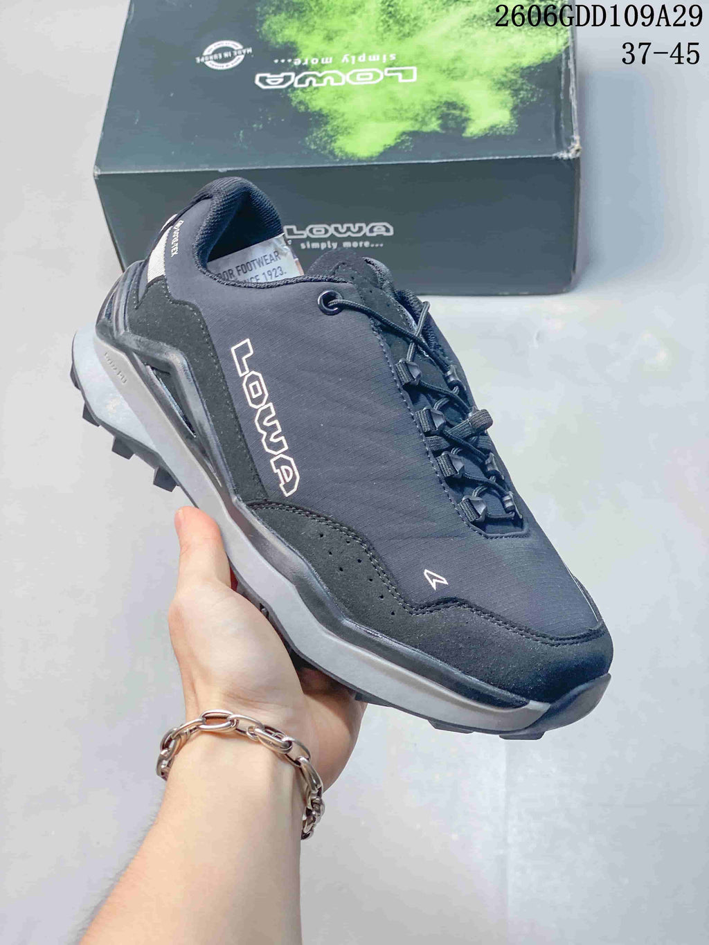 LOWA Wanderer 2.0 Men's Low-Cut Outdoor Shoes, Dark Gray