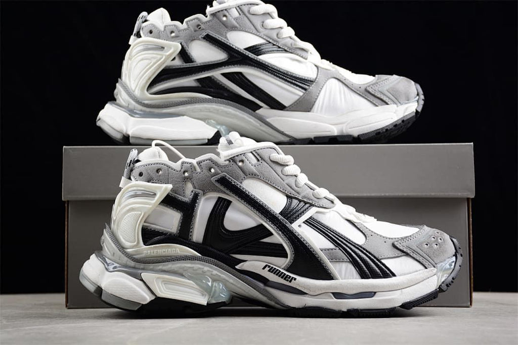 Balenciaga Runner Sneakers Grey White Black 772774