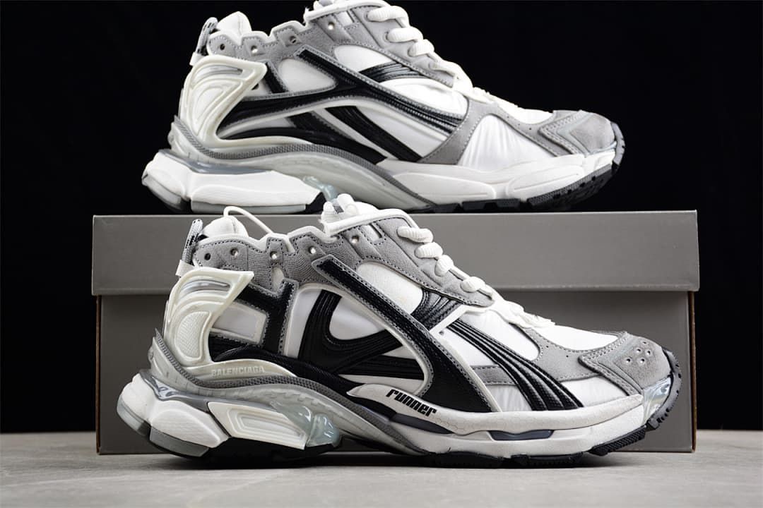 Balenciaga Runner Sneakers Grey White Black 772774