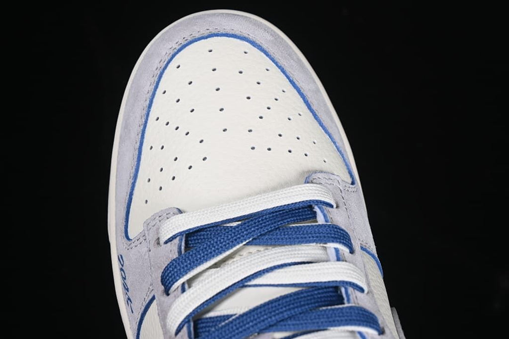 Nike SB Dunk Low White Blue Silver DM6868-010