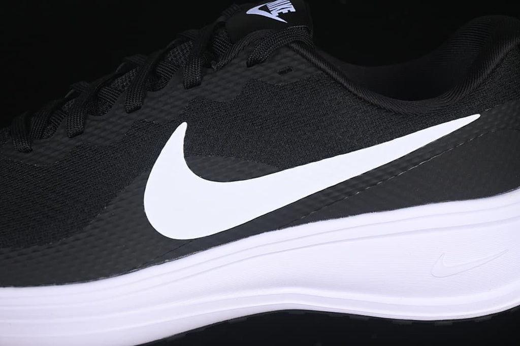 Nike Revolution 8 Running Shoes Black White HJ9198-003