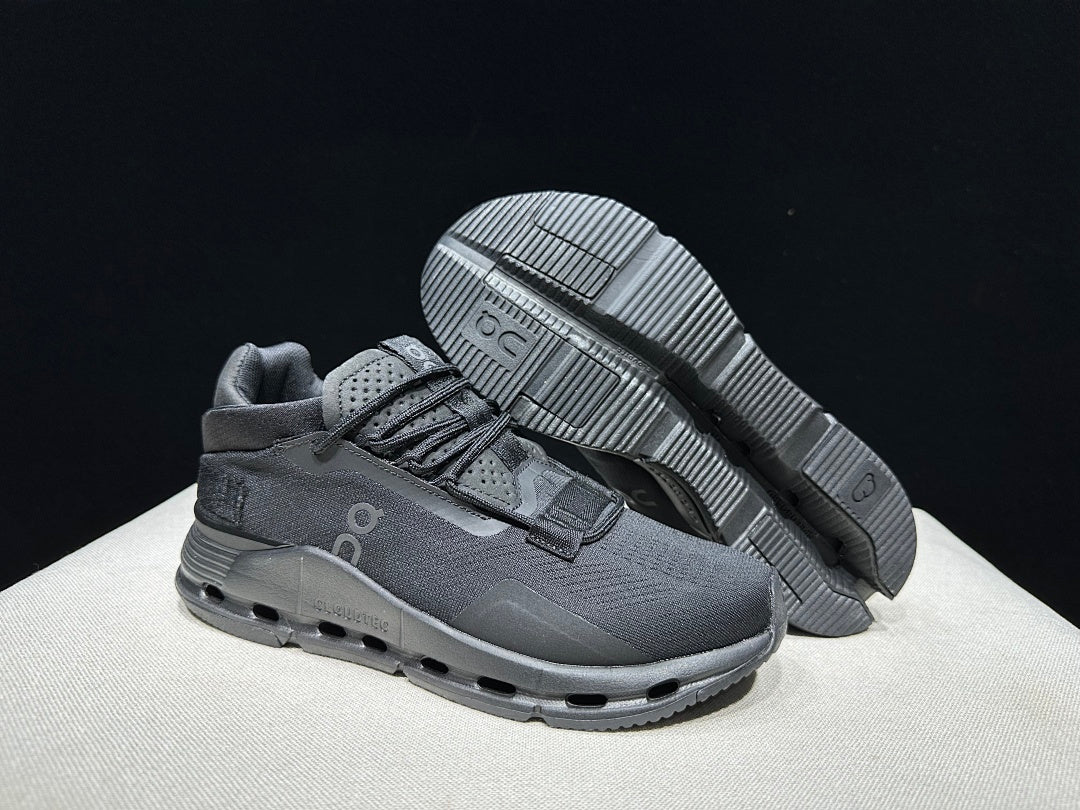 On Cloudnova 2 Black Sneakers