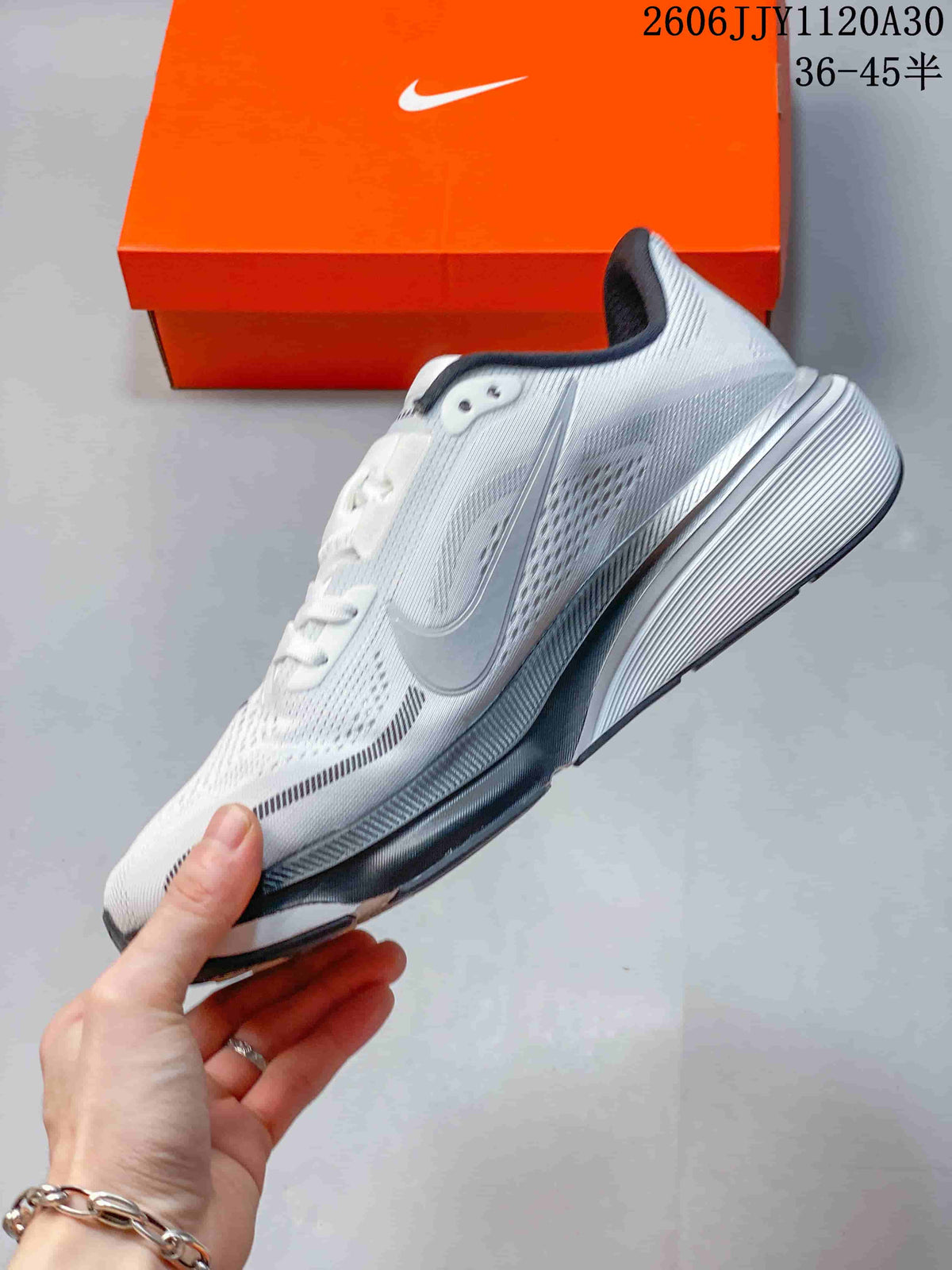 Nike Air Zoom Pegasus 42 Running Shoes White II7210-100