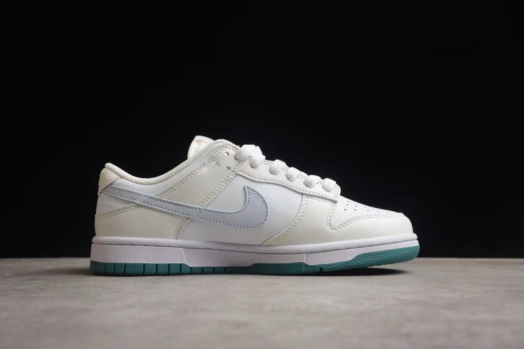 Nike SB Dunk Low FD9911-101 White Grey Sneakers