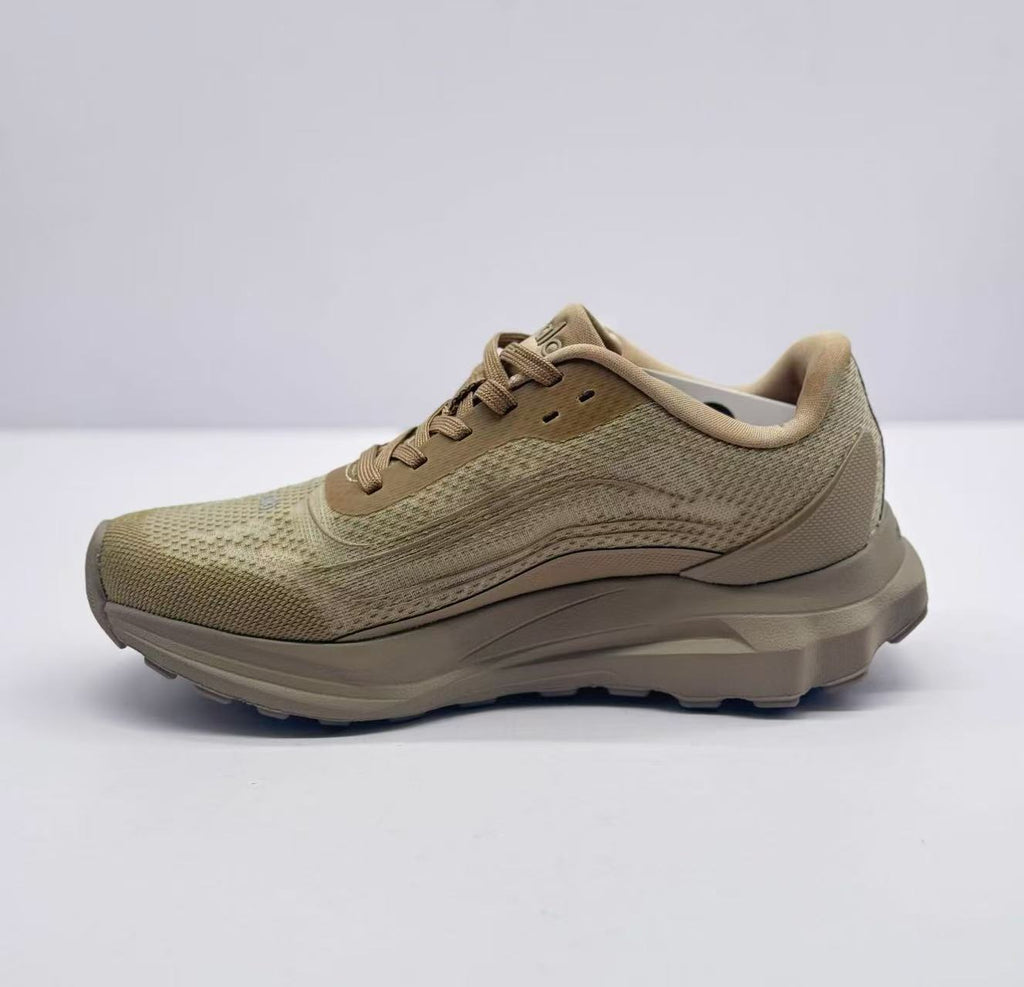Alo Runner Sneakers Khaki