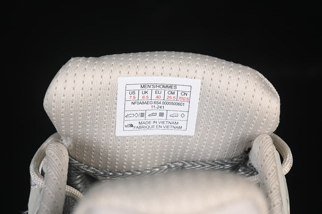 The North Face Summit Offtrail GTX Hiking Shoes, White