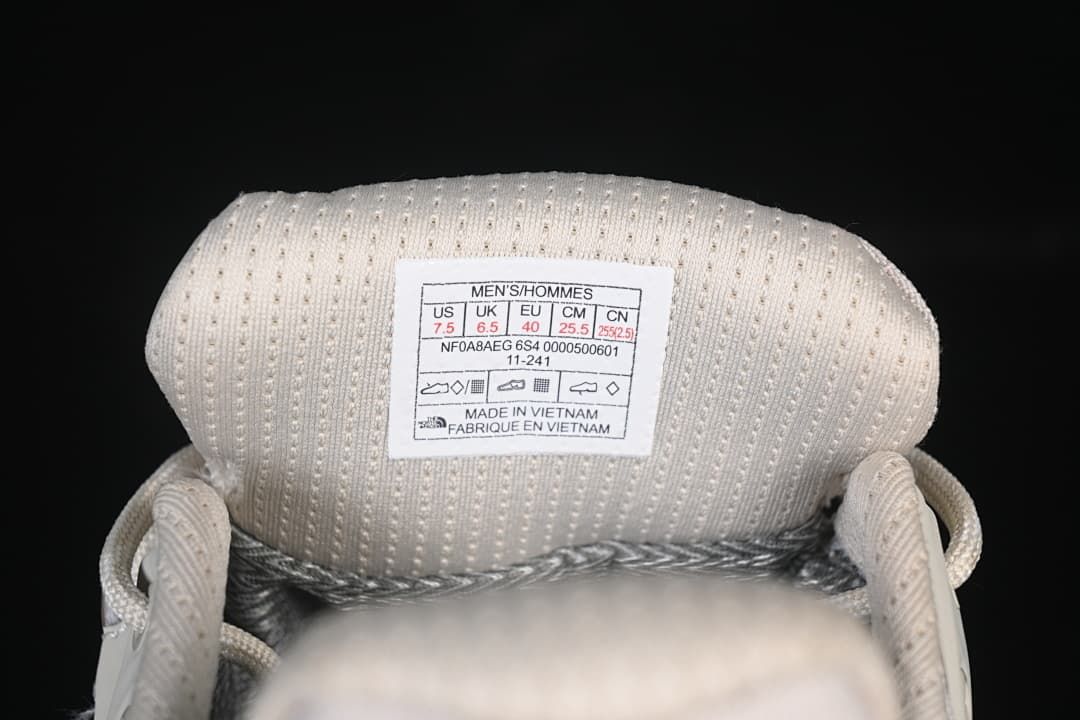 The North Face Summit Offtrail GTX Hiking Shoes, White