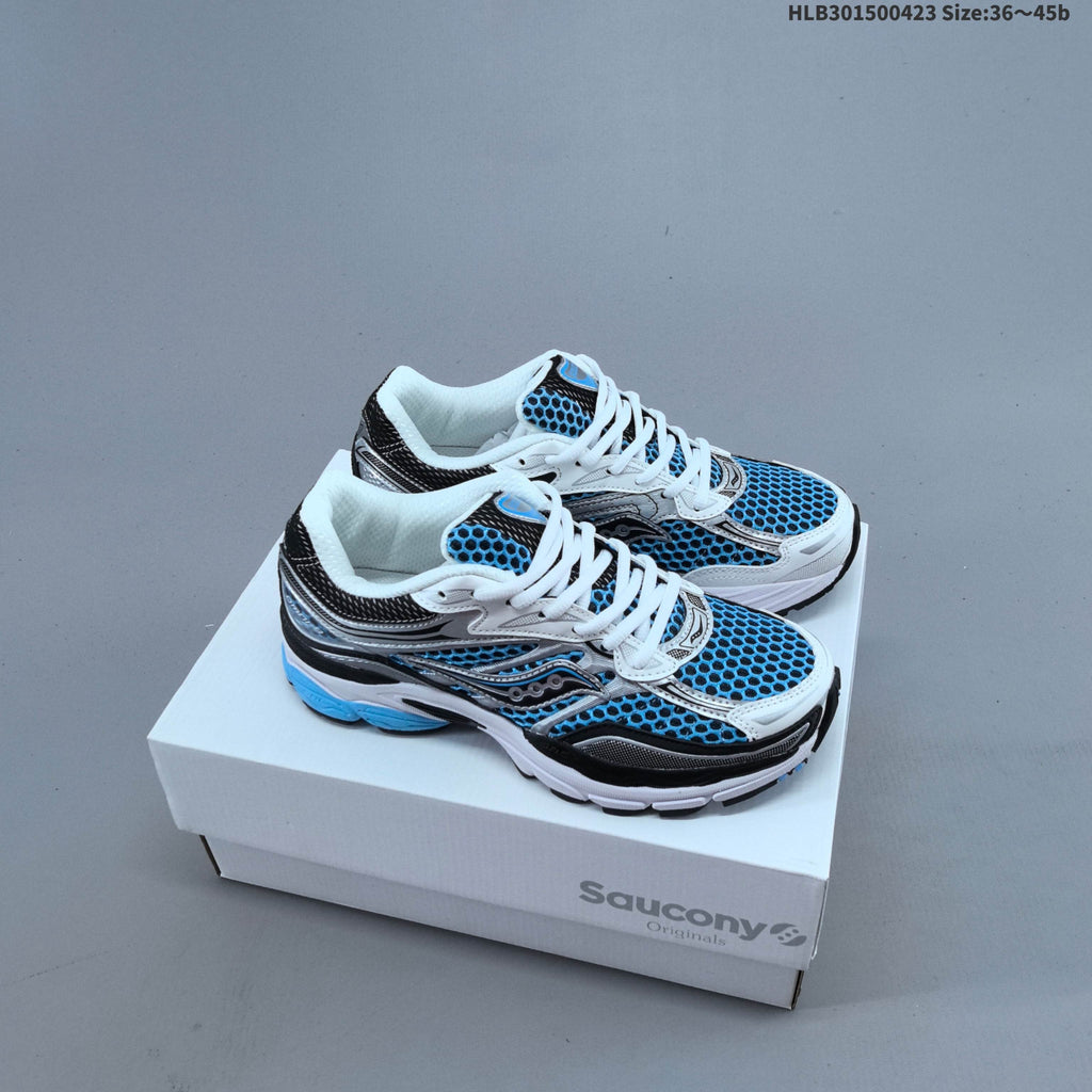 Saucony ProGrid Omni 9 Retro Running Sneakers