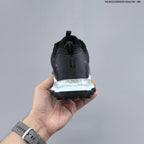 Alo Runner Trail Low-Top Sneakers in Black