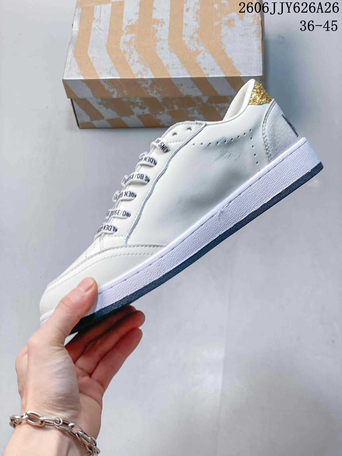 Golden Goose SURARN Sneakers White with Gold Star 2606 JTY626A26