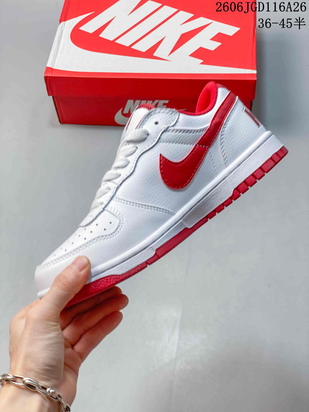 Nike Big Low Sneakers White Red 854166-008