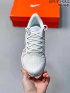 Nike Air Zoom Winflo 8 White Running Sneakers