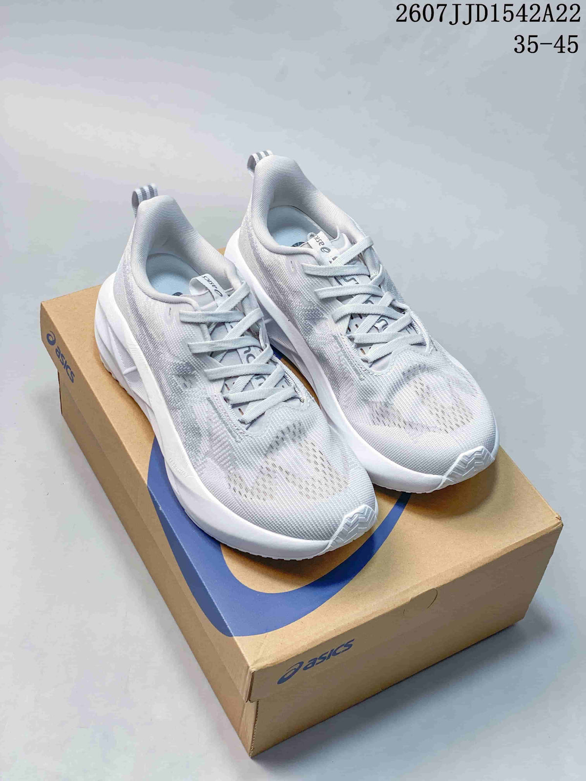 ASICS GEL-NOVABLAST 5 LE Running Shoes White JJD1542A22