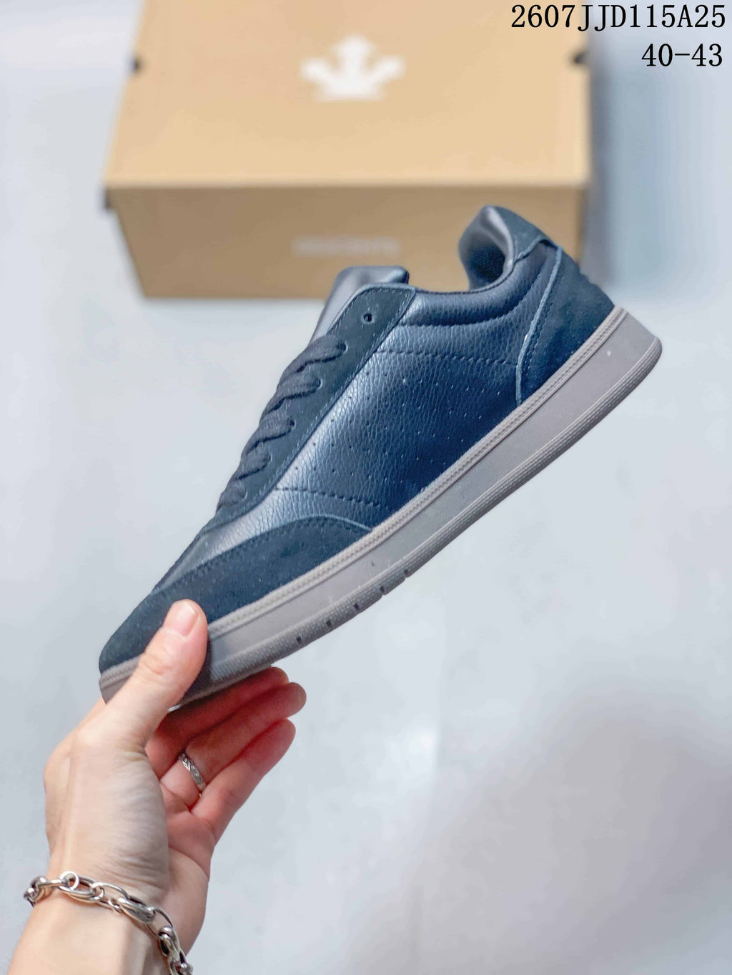 Descente Chron Court SB Low-Top Sneakers Black D6292LSN55