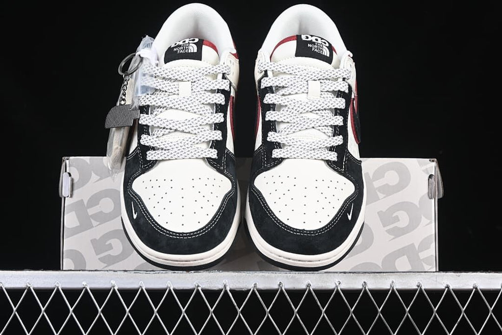 Nike Dunk Low Retro DM6868-043 Black Red Sneakers