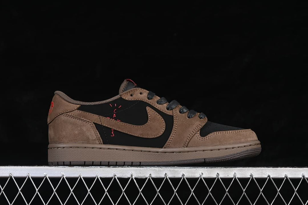 Nike Travis Scott x Air Jordan 1 Low OG Sneakers CQ4277-001