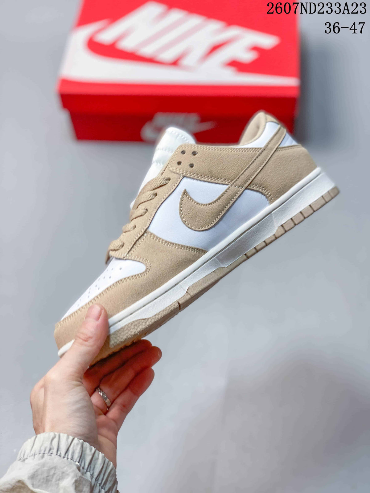 Nike SB Dunk Low Pro White Beige Sneakers