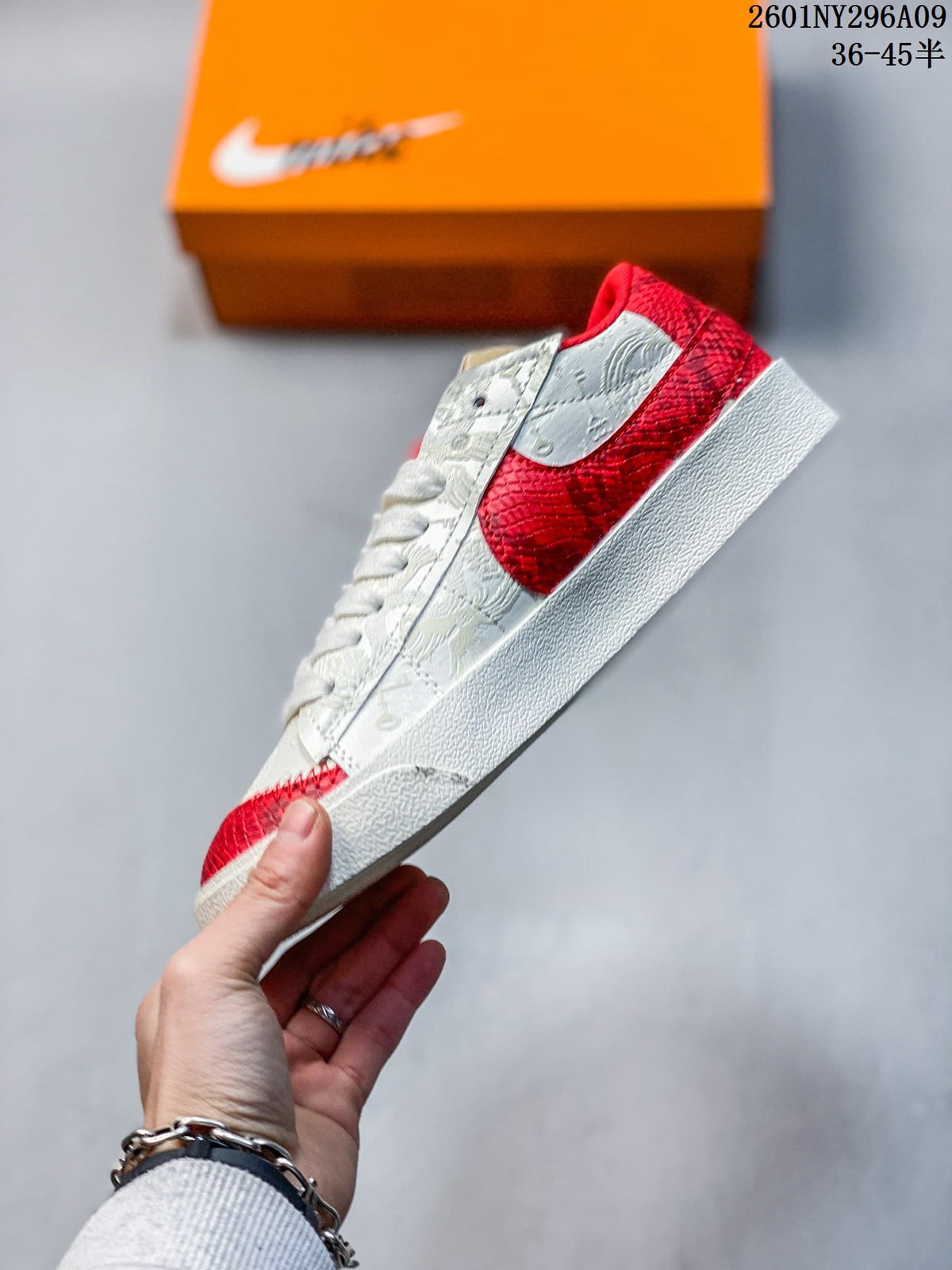 Nike Blazer Low ’77 Jumbo White Red Sneakers 2601NY296A09