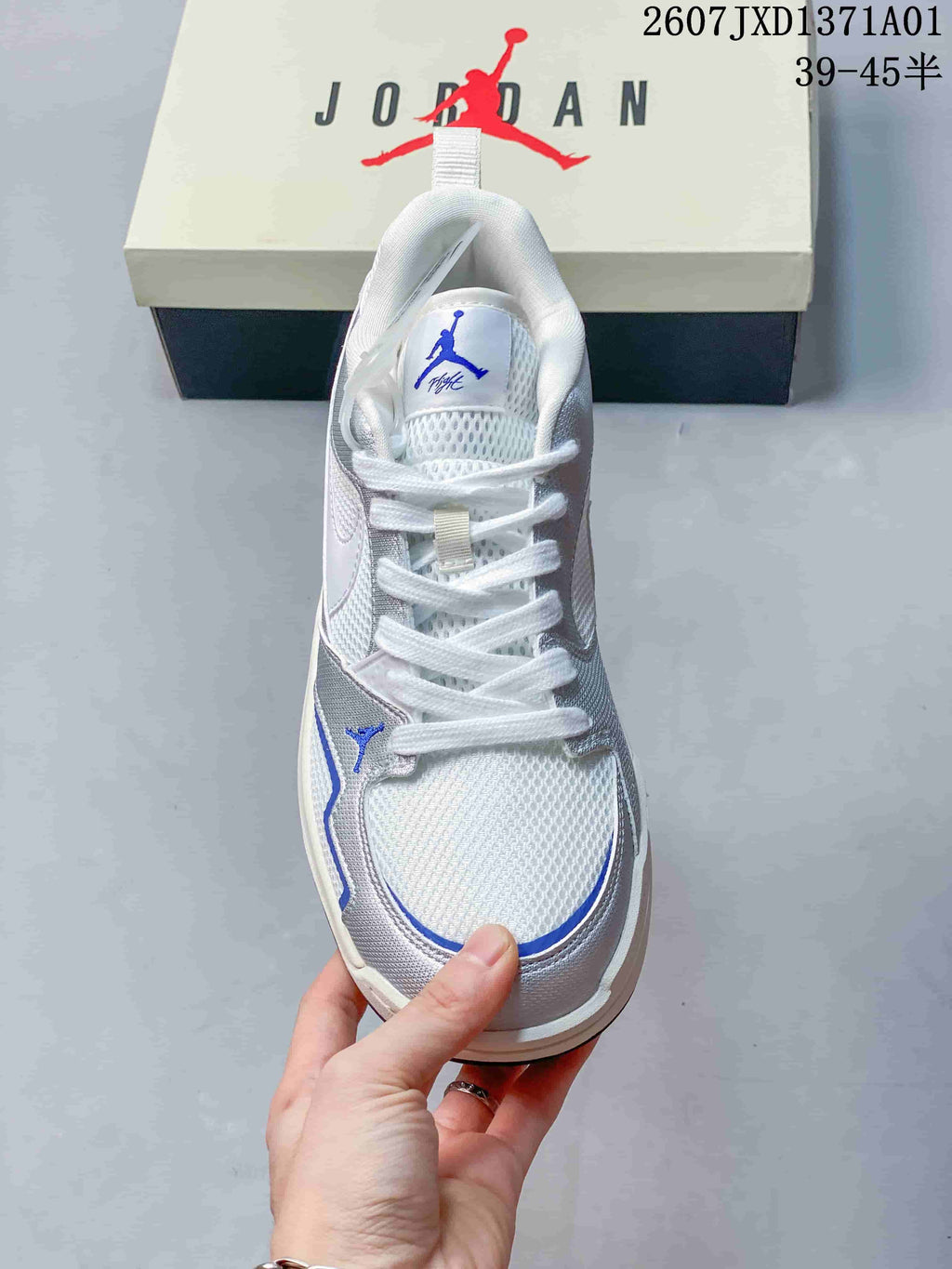 Jordan CMFT Era Low-Top Sneakers, White and Silver