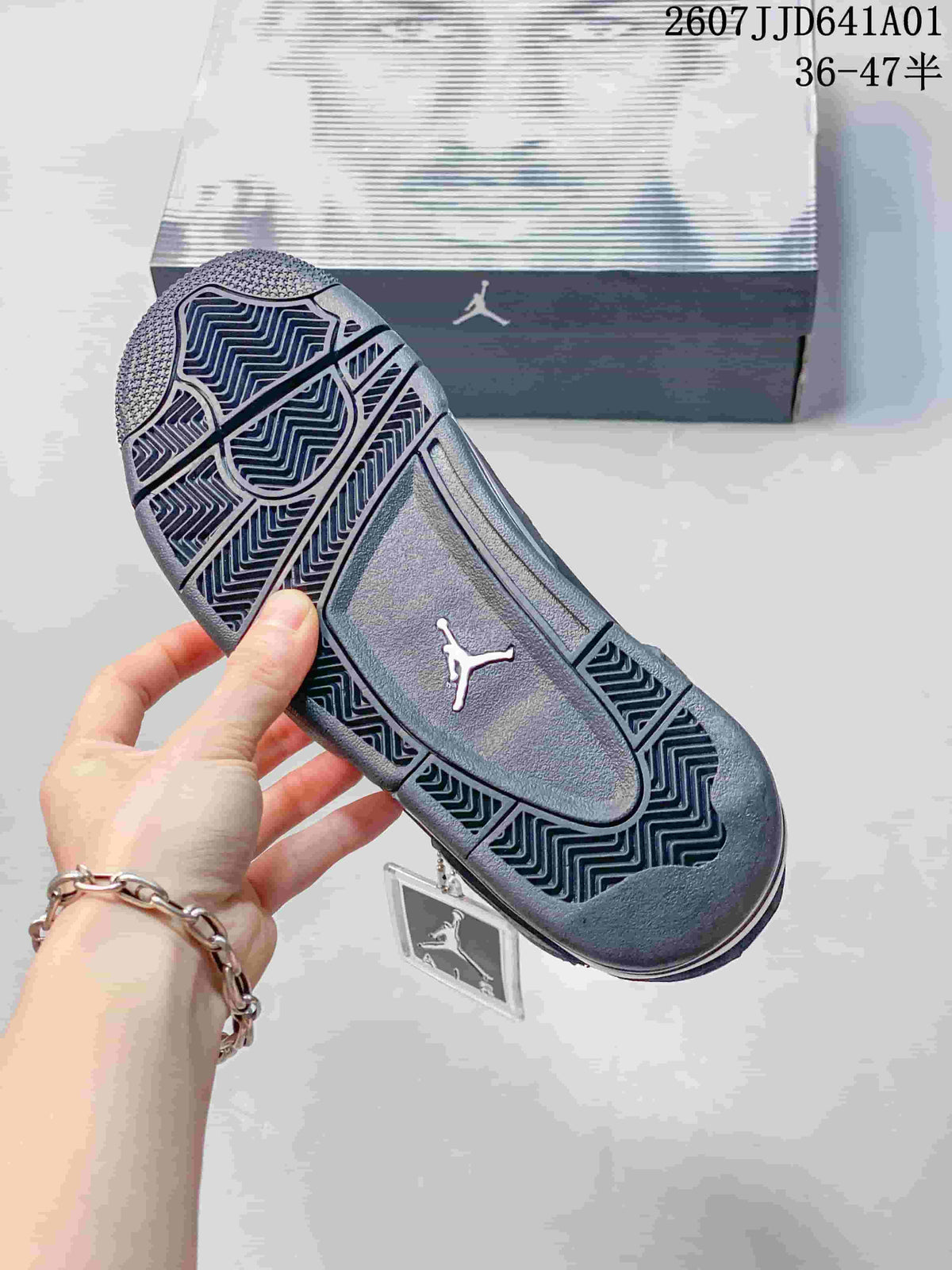 Jordan Air Jordan 4 Black Silver Women's Sneakers 07JJD641A01