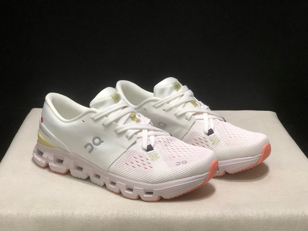 On Cloud X4 Low-Top Running Shoes Ivory Sand