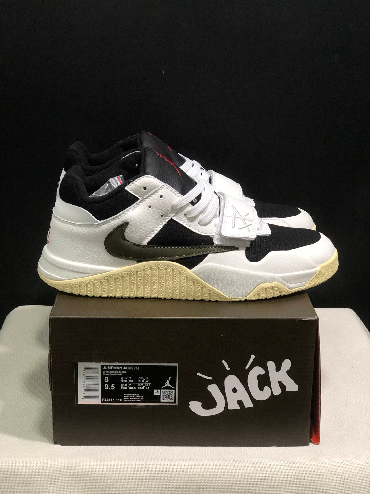 Jordan Jumpman Jack TR Sneakers White Black Sail FZ8117-110