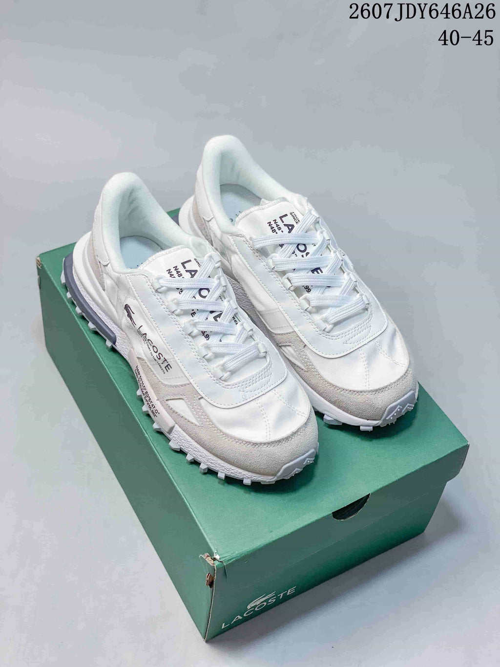 Lacoste Low-Top Sneakers White and Gray JDY646A26