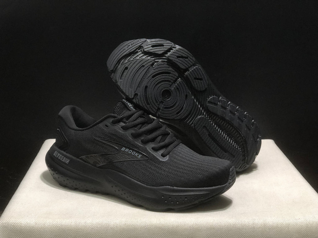 Brooks Glycerin 21 Black Low-Top Running Sneakers