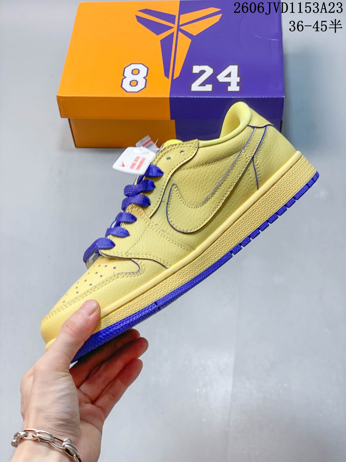 Nike Low-Top Sneakers in Yellow and Purple