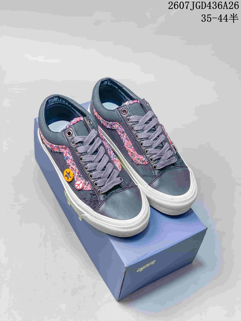 Vans Old Skool 36 Sneakers in Navy and Multicolor