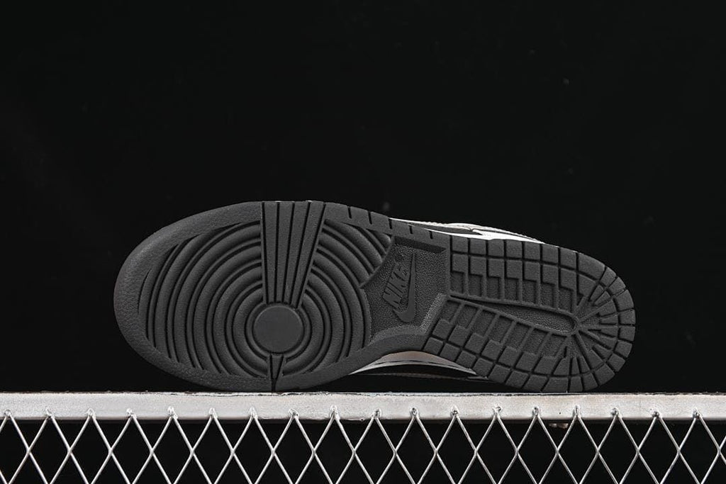 Nike SB Dunk Low Black White Grey Skate Sneakers WB0414-002