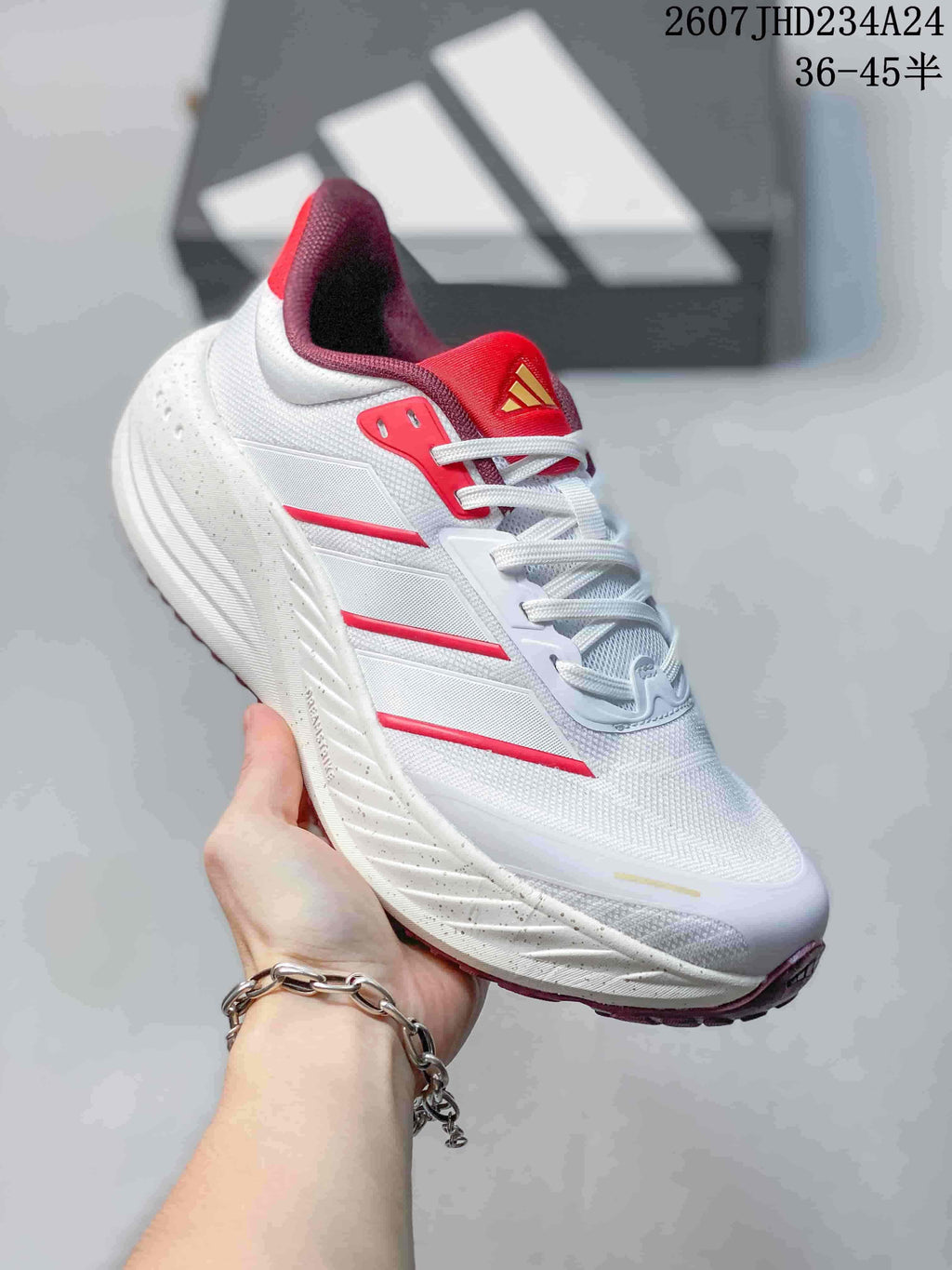 adidas CUSHIONNOVA DREAMSTRIKE Low-Top Sneakers White Red