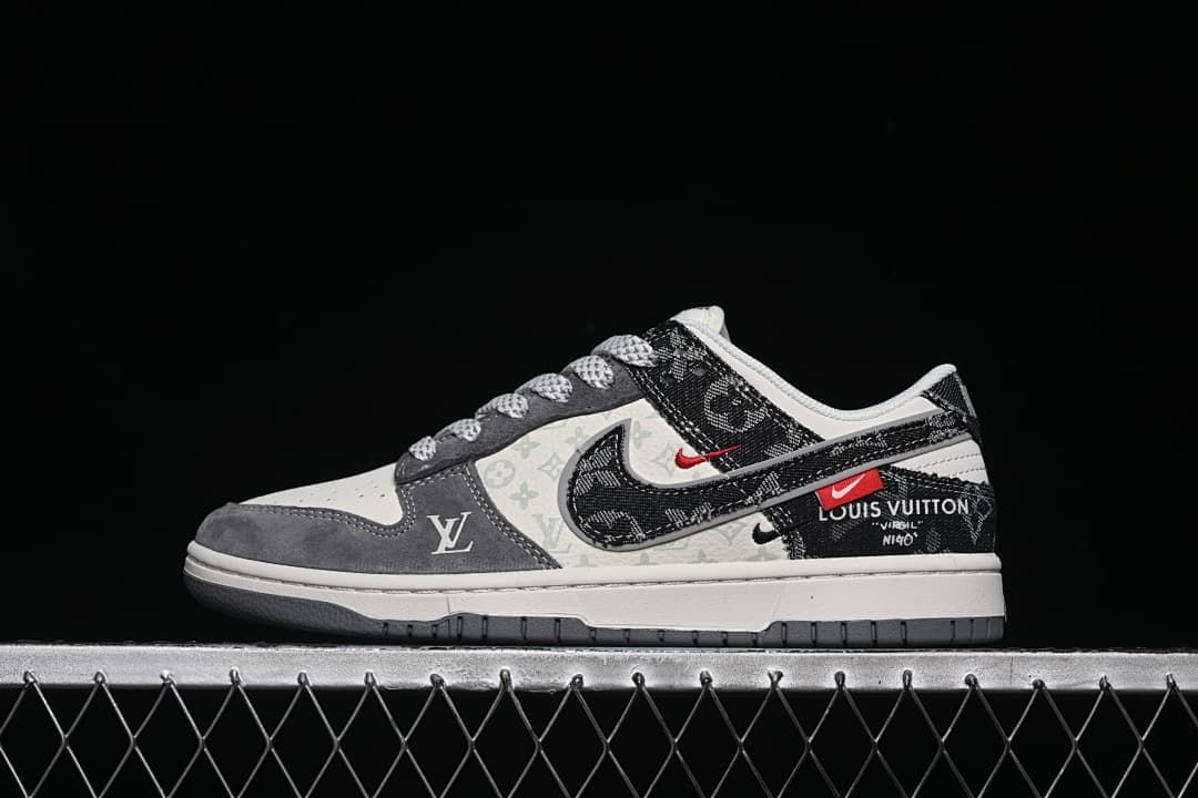 Nike SB Dunk Low Gray Patterned Low-Top Sneakers