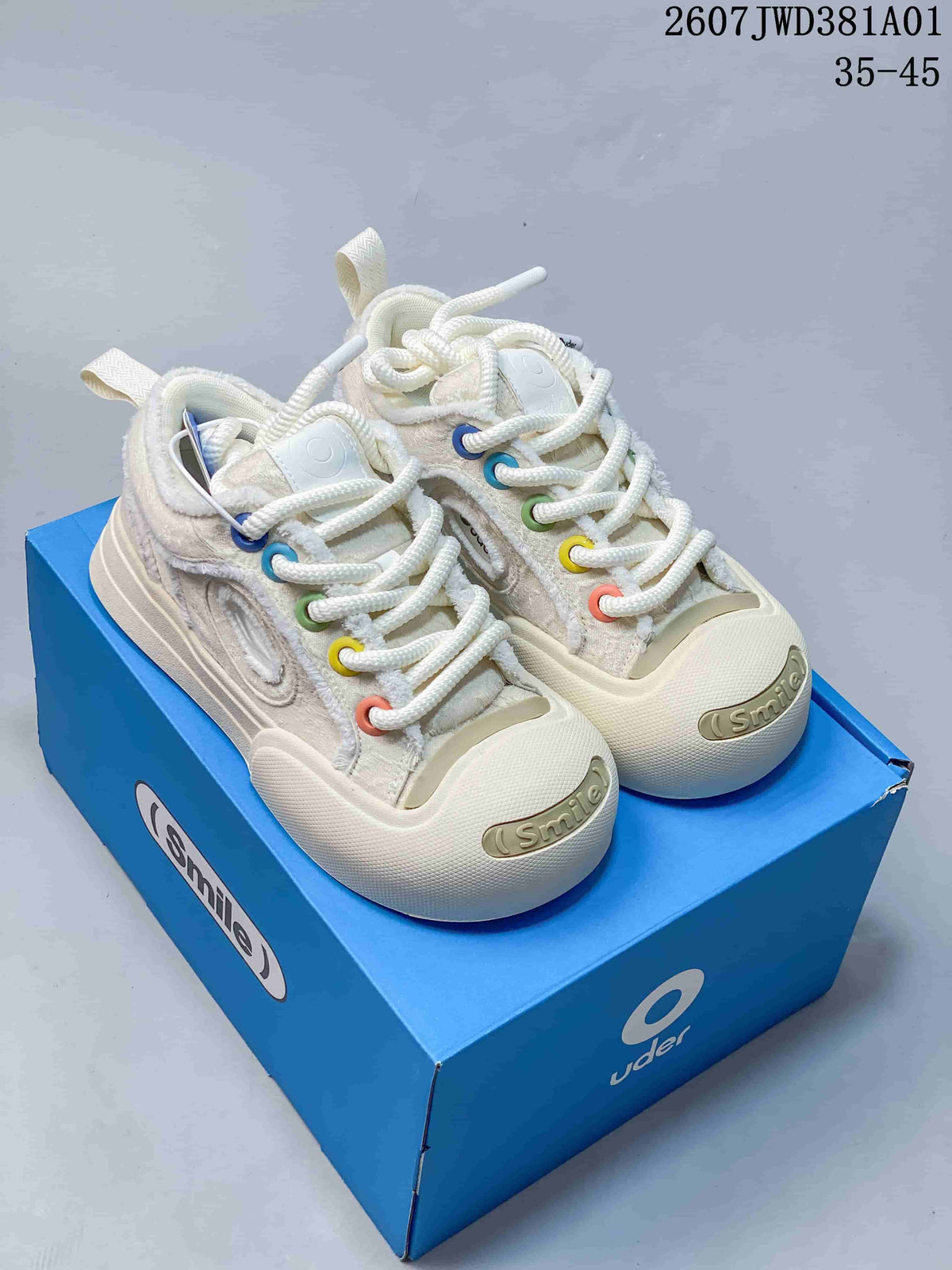 Ouder Chunky Smiley Lace-Up Sneakers