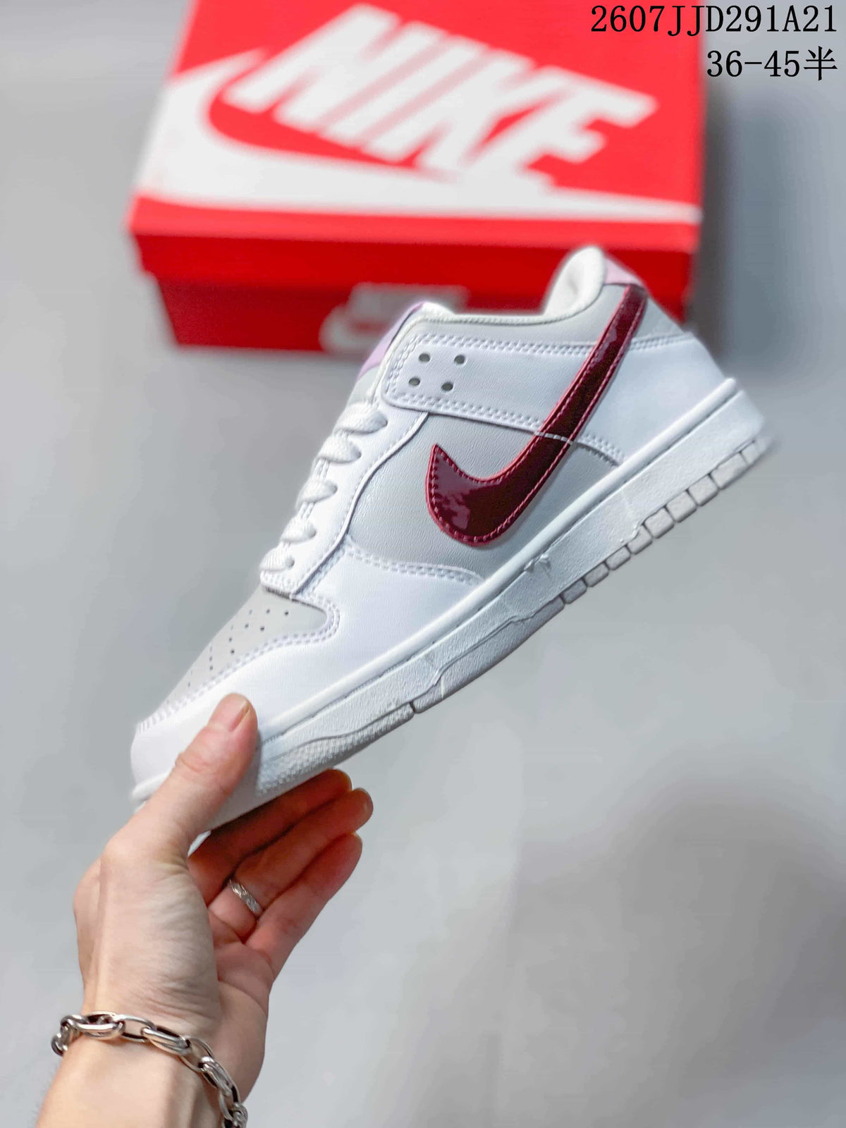 Nike SB Dunk Low Pro Sneakers White Red 2607JJD291A21