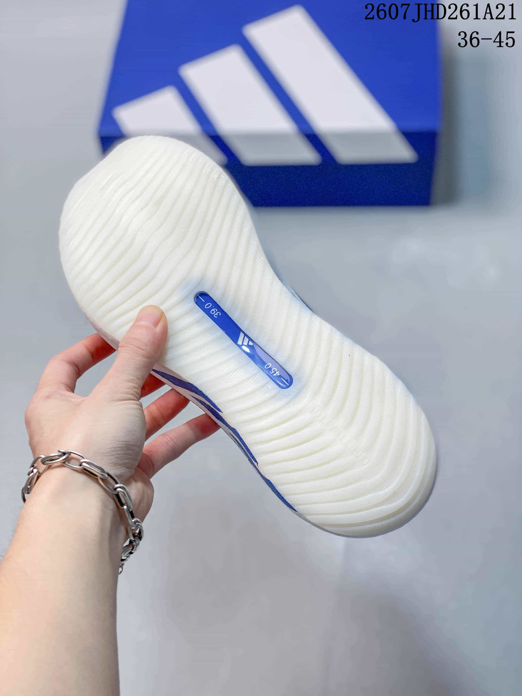 Adidas Hyperboost Edge M Sneakers White and Blue