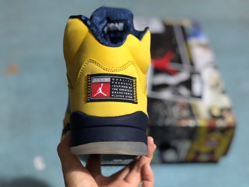 Jordan 5 High-Top Sneakers Yellow Navy Tokyo Style