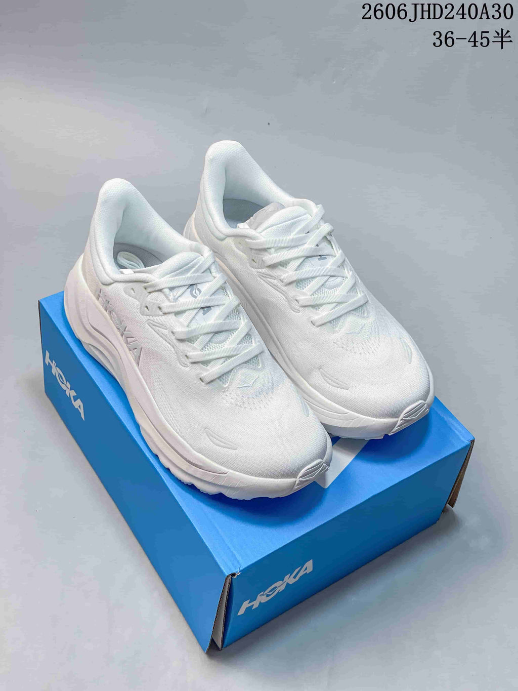 HOKA Arahi 8 White Running Shoes