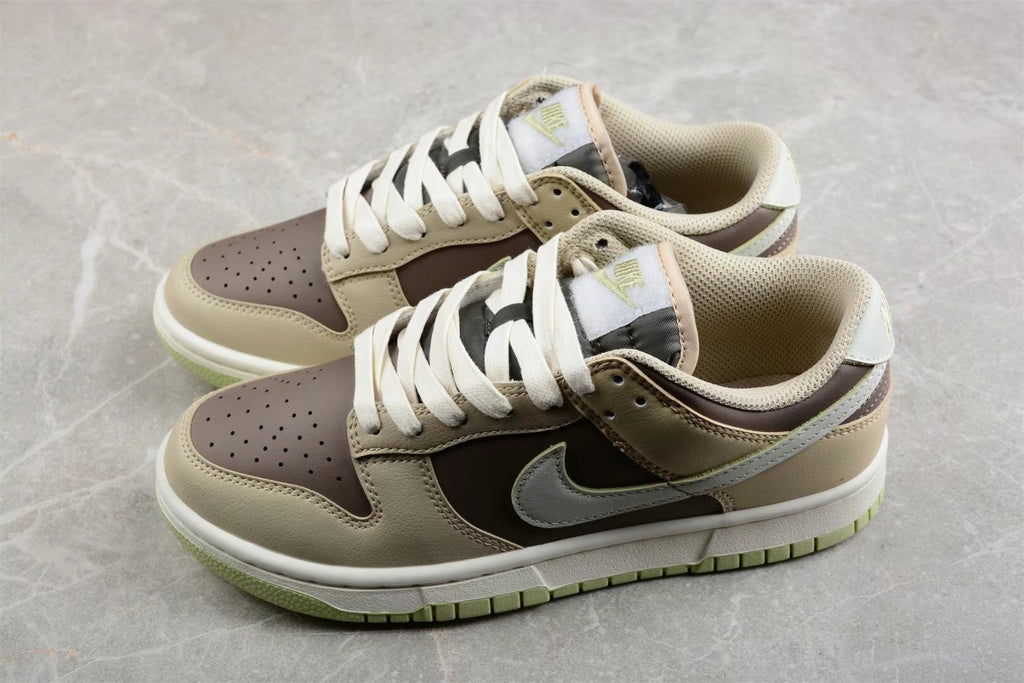 Nike SB Dunk Low Sneakers Beige Brown FB4961-012