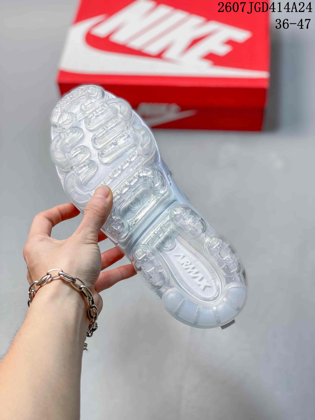 Nike Air VaporMax Plus White Sneakers 2607JGD414A24