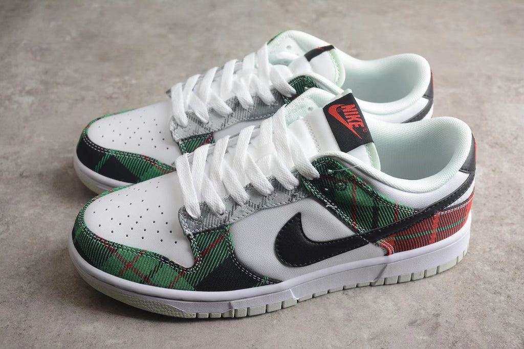 Nike SB Dunk Low Plaid Sneakers Red Green DV0827-100