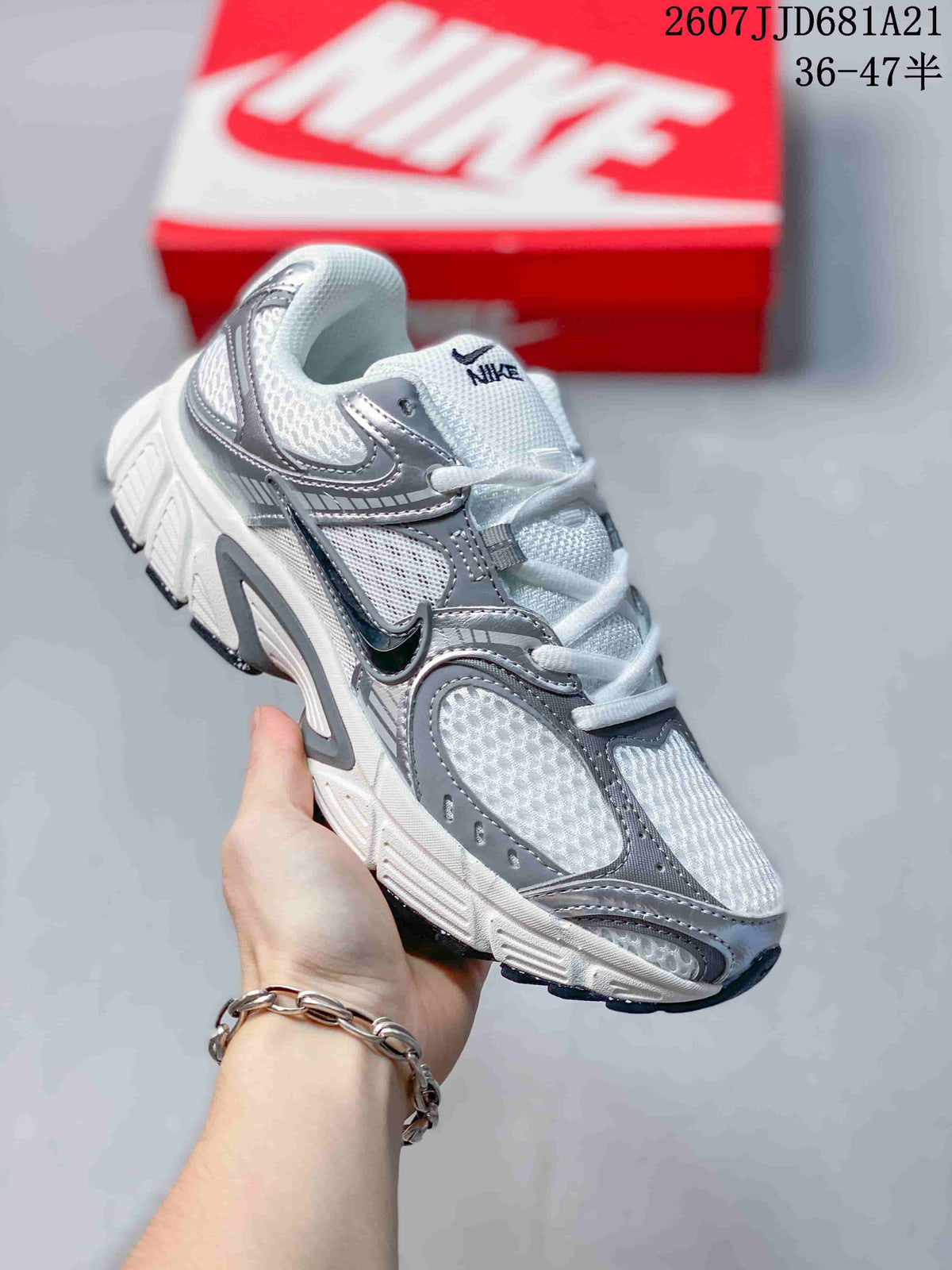 Nike V5 RNR White Grey Casual Sneakers JD681A21