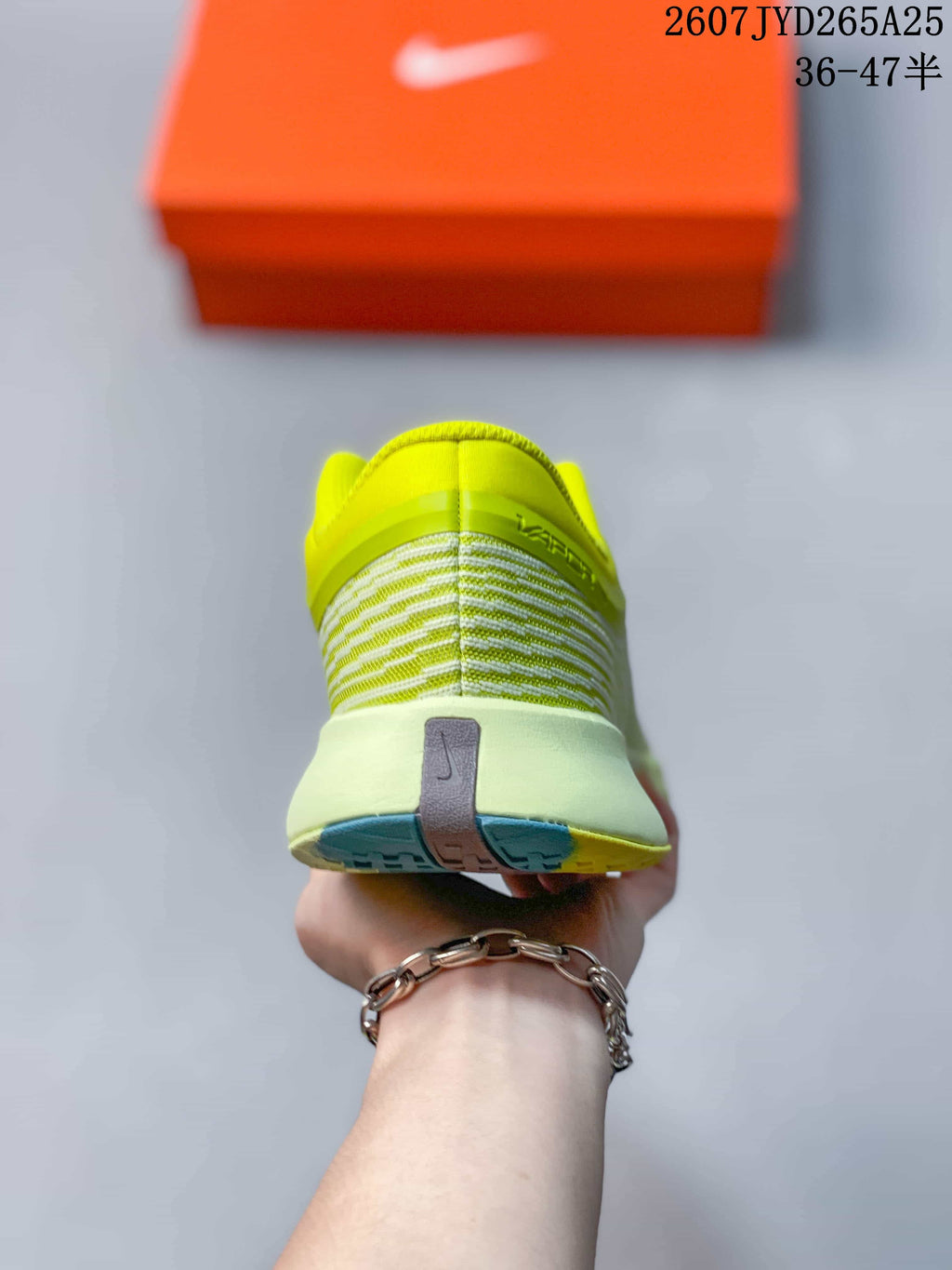 Nike Vapor Pro 3 HC Tennis Sneakers Volt Gray
